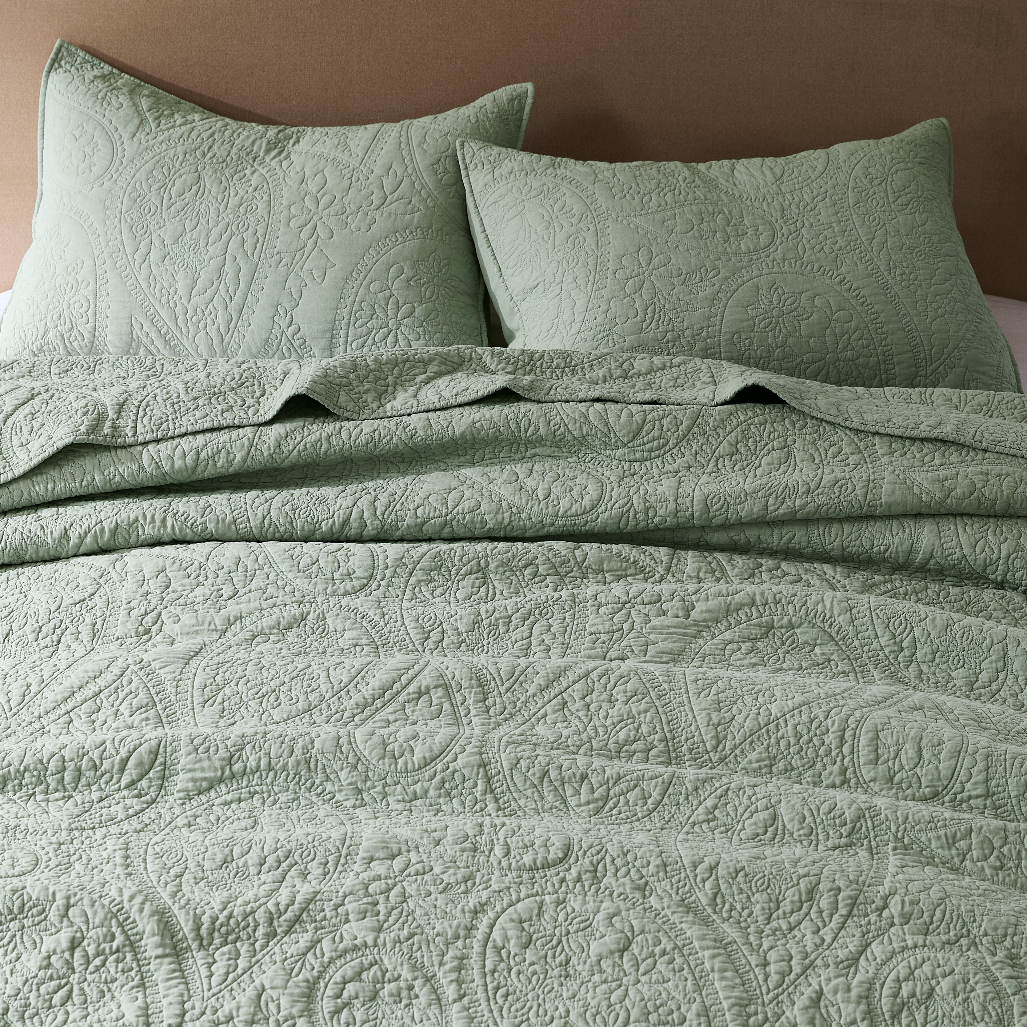 palassio Paisley 100% Cotton Quilt Queen Size Bedding Set with 2 Pillow Shams