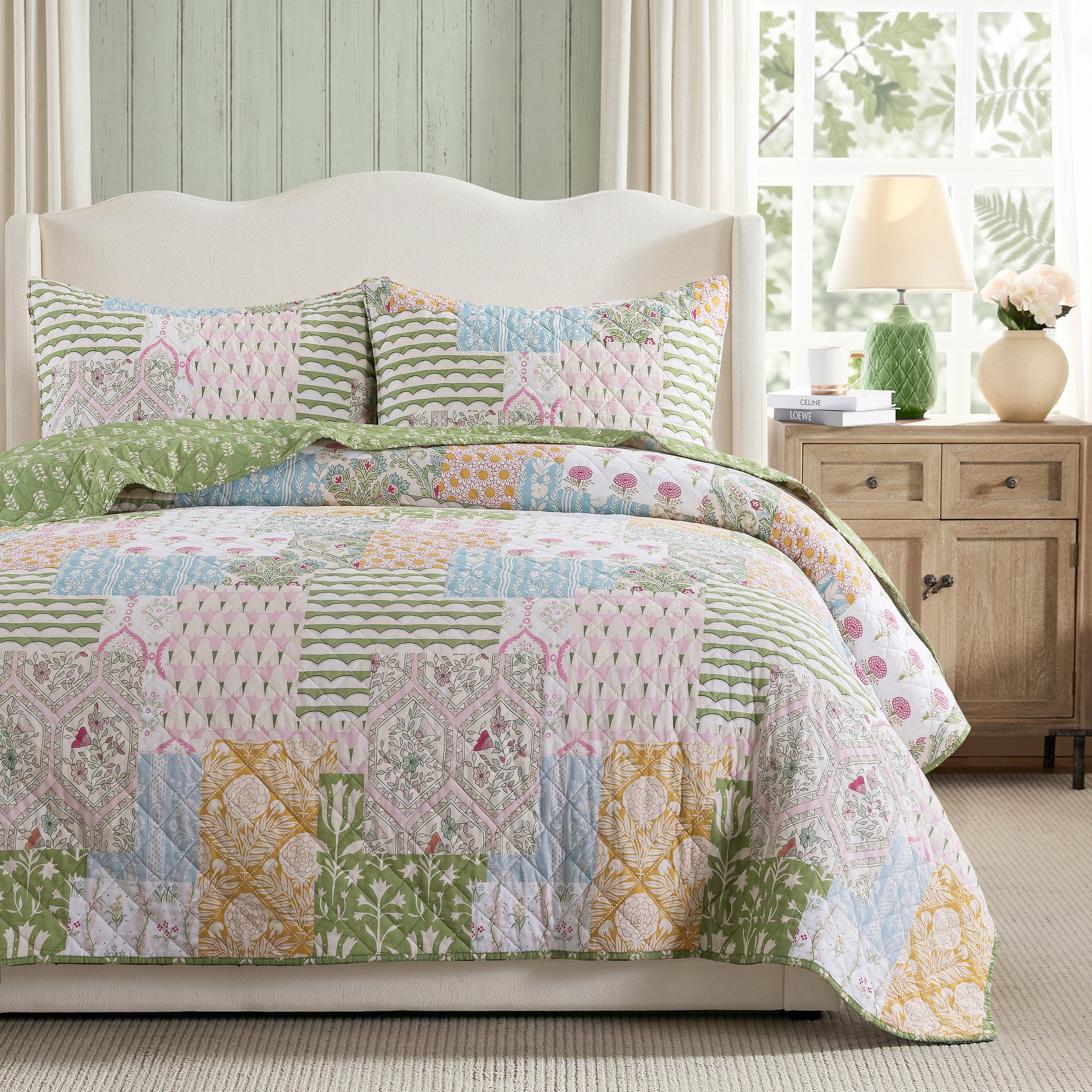 palassio 100% Cotton Reversible Patchwork Quilt Set